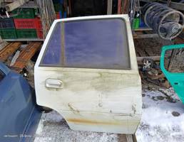 Дверь задняя правая для Daewoo Nexia I (1995—2008)  запчасти бу
