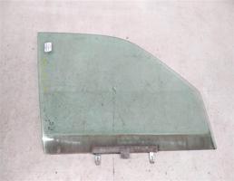 Стекло двери передней правой для VOLKSWAGEN Passat B3 (1988—1993)  запчасти бу