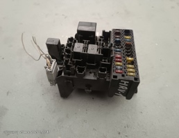 Блок предохранителей для Honda HR-V GH (1998—2001)  запчасти бу