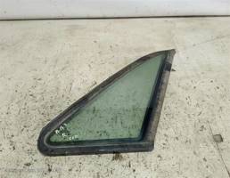 Стекло кузовное глухое правое для VOLKSWAGEN Passat B3 (1988—1993)  запчасти бу