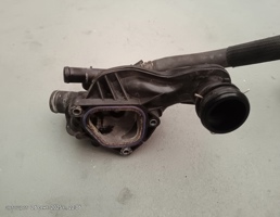 Корпус термостата для Peugeot 3008 I рестайлинг (2013—2016)  запчасти бу