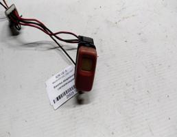 Кнопка аварийной сигнализации для Mazda 626 GE (1991—1997)  запчасти бу