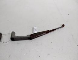 Поводок стеклоочистителя передний левый для Mitsubishi Pajero II рестайлинг (1997—2004)  запчасти бу