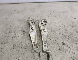 Замок капота для Audi 100 C4 (1990—1994)  запчасти бу