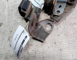 Крепление радиатора для ЗапчастИ  запчасти бу