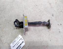 Ограничитель двери задней для Nissan Almera G15 (2012—2018)  запчасти бу