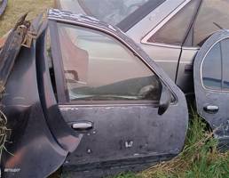 Дверь передняя правая для Nissan Maxima A32 (1994—2000)  запчасти бу