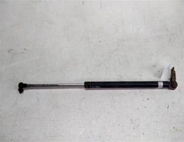 Амортизатор двери багажника для Mazda 323 BF (1985—1993)  запчасти бу