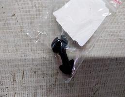 Фиксатор крышки под торпедо для Peugeot 206 I (1998—2012)  запчасти бу