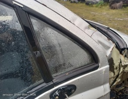 Стекло двери передней правой (форточка) для Chevrolet Spark M200 (2005—2009)  запчасти бу