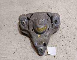 Кронштейн переднего рычага для VOLKSWAGEN Passat B5 рестайлинг (2000—2005)  запчасти бу