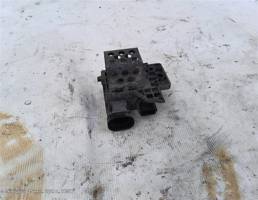 ЭБУ вентилятором ДВС для Renault Logan II (2012—2018)  запчасти бу