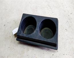 Подстаканник для Mitsubishi Pajero II (1991—1997)  запчасти бу