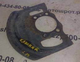 Защита колодок передняя левая для Nissan Qashqai J10  запчасти бу