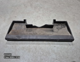 Коврик резиновый бардачка для Land Rover Defender I рестайлинг (2007—2016)  запчасти бу