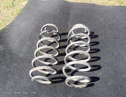 Пружина задняя пара для Peugeot 107 I рестайлинг (2009—2012)  запчасти бу