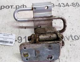 Петля двери задней нижняя правая для VOLKSWAGEN Passat B5 (1996—2001)  запчасти бу