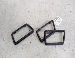 Рамка крючка двери для VOLKSWAGEN Golf Mk2 (1983—1992)  запчасти бу