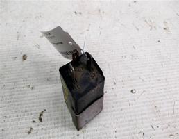 Реле поворотов для Audi 100 C3 (1982—1988)  запчасти бу