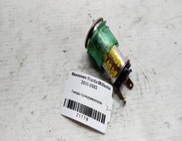 Гнездо прикуривателя для Mazda Millenia I рестайлинг (2000—2003)  запчасти бу