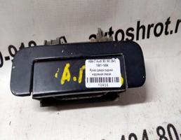 Ручка двери наружная задней левой для Audi 80 B4 91-94г  запчасти бу