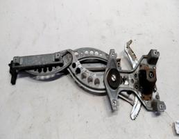 Стеклоподъемник передний правый для VOLKSWAGEN Passat B3 (1988—1993)  запчасти бу