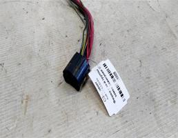 Фишка контактной группы для Audi 100 C3 (1982—1988)  запчасти бу