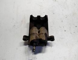 Суппорт передний правый для Mazda Millenia I рестайлинг (2000—2003)  запчасти бу