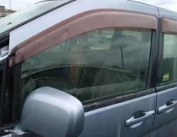 Стекло двери передней левой для Nissan Serena C24 (1999—2005)  запчасти бу