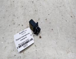 Патрон повторителя поворота для Volvo 850 I (1991—1997)  запчасти бу