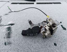 Замок двери задней правой для Peugeot 107 I рестайлинг (2009—2012)  запчасти бу