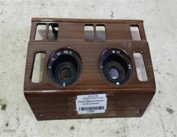 Рамка переключателя печки (дерево) для Mercedes-Benz E-класс W124/S124/C124/A124 (1984—1997)  запчасти бу