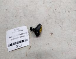 Форсунка омывателя стекла лобового для BMW 5 серия E28 (1981—1988)  запчасти бу