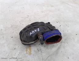 Гофра дросельной заслонки для Audi 80 B4 (1991—1996)  запчасти бу