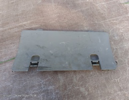 Крышка для Nissan Serena C24 (1999—2005)  запчасти бу