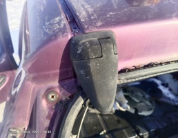 Крепление стекла багажника для Peugeot 107 I рестайлинг (2009—2012)  запчасти бу