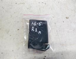 Молдинг крыла нижний заднего правого для Audi A6 C4 (1994—1997)  запчасти бу