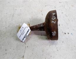 Крепление запасного колеса для Audi 90 B2 (1984—1987)  запчасти бу