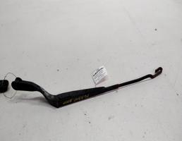 Поводок стеклоочистителя передний правый для Mitsubishi Galant VI (1987—1992)  запчасти бу