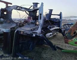 Лонжероны (передняя часть кузова) для Audi A4 B5 (1994—1999)  запчасти бу