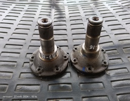 Фланец КПП для VOLKSWAGEN Passat B3 (1988—1993)  запчасти бу