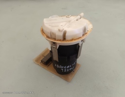 Насос топливный электрический для Toyota Avensis T220 рестайлинг (2000—2003)  запчасти бу