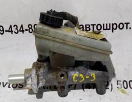 Цилиндр тормозной главный для Audi 100 C3 (1982—1988)  запчасти бу