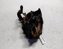 Корпус водяного насоса помпы для Mercedes-Benz E-класс W124/S124/C124/A124 (1984—1997)  запчасти бу