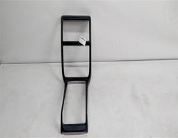 Консоль для Audi 100 C3 (1982—1988)  запчасти бу