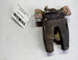 Замок багажника для Audi 100 C3 (1982—1988)  запчасти бу