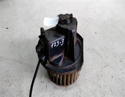Моторчик печки для Mercedes-Benz W123 W123/V123/C123/S123 (1975—1986)  запчасти бу