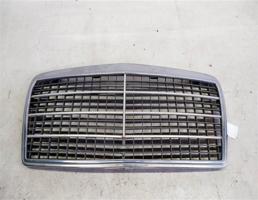Решетка радиатора для Mercedes-Benz E-класс W124/S124/C124/A124 (1984—1997)  запчасти бу