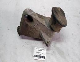 Кронштейн ДВС передний для Audi A6 C4 (1994—1997)  запчасти бу