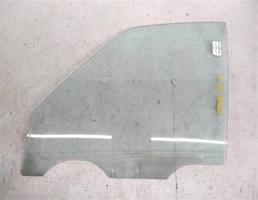 Стекло двери передней левой для Mazda Familia BF (1985—1994)  запчасти бу